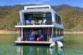 Sojourner Houseboat Holiday Home @ Lake Eildon:Sojourner @ Lake Eildon