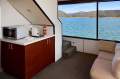 Sojourner Houseboat Holiday Home @ Lake Eildon:Sojourner @ Lake Eildon