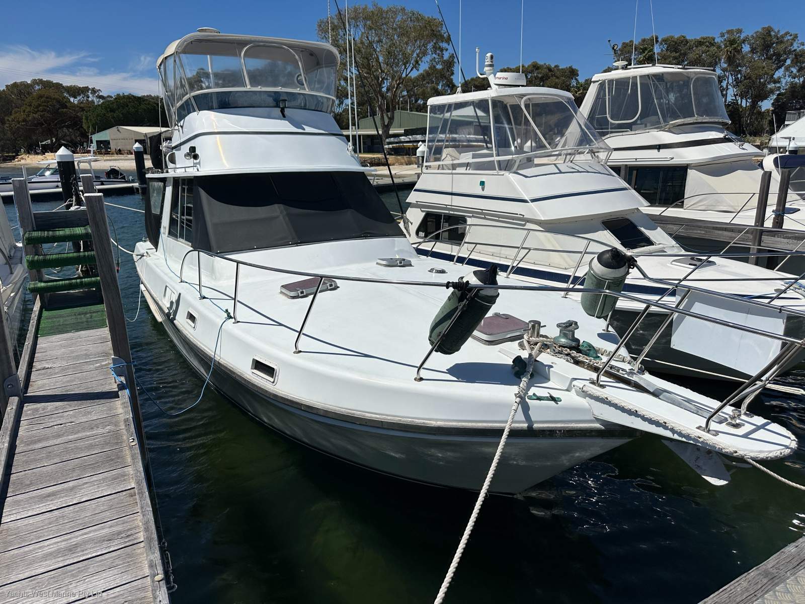 Riverfront 35 Flybridge Cruiser Single Diesel ECONOMY:RIVERFRONT 35 by YACHTS WEST ph 9335-7788