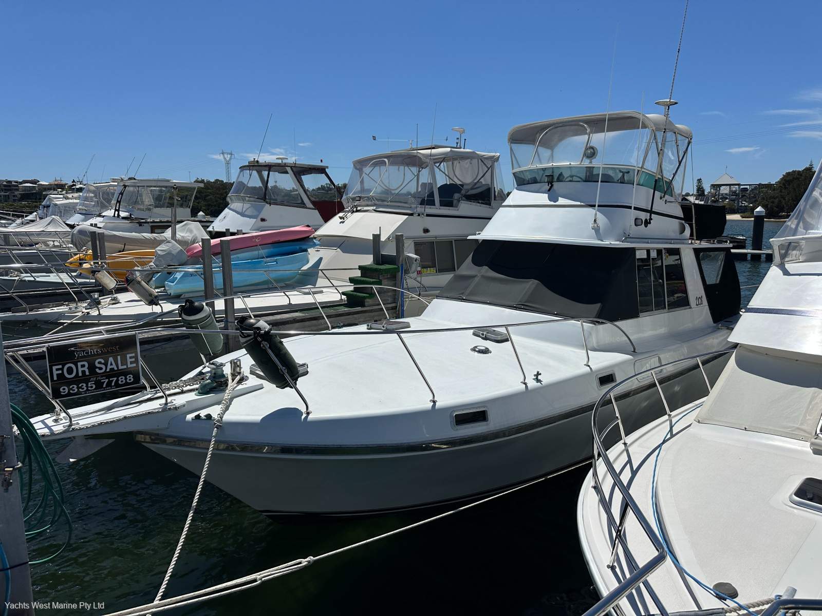 Riverfront 35 Flybridge Cruiser Single Diesel ECONOMY:RIVERFRONT 35 by YACHTS WEST ph 9335-7788
