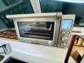 Bertram 35 Flybridge MK3 with 2 x Caterpillar Diesels:Galley Oven