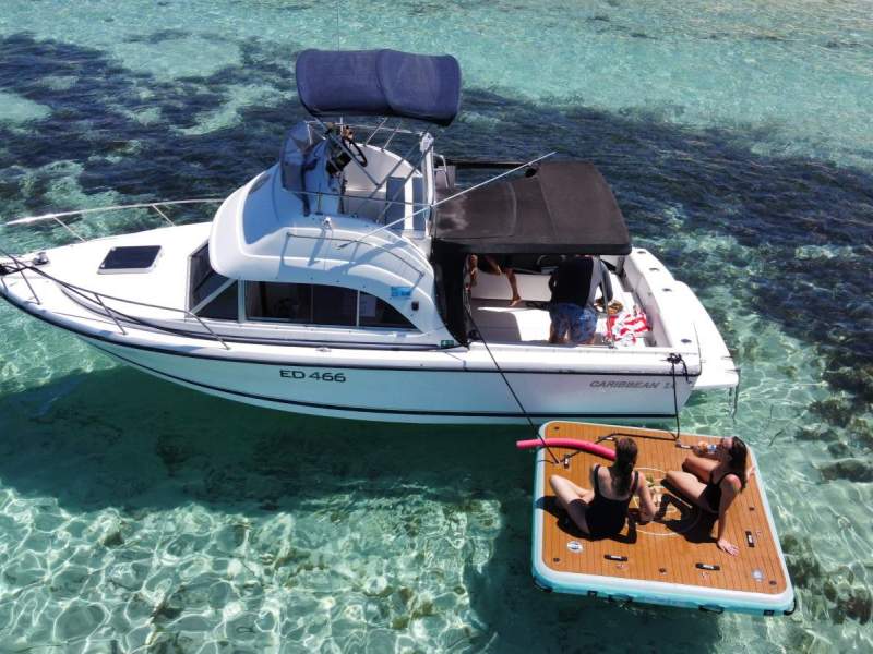 Caribbean 24 Flybridge Sports Fisherman