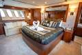 Sunseeker Yacht 90