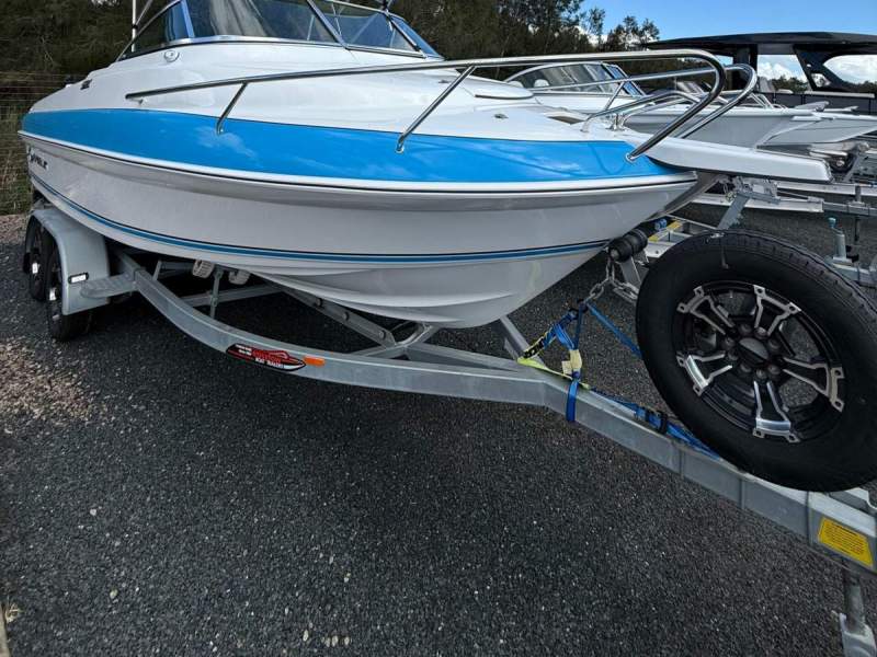 Northbank 550c Cuddy Cabin and Easy Tow Trailer - No Engine