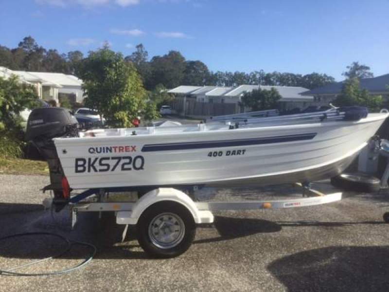 Quintrex 400 Dart