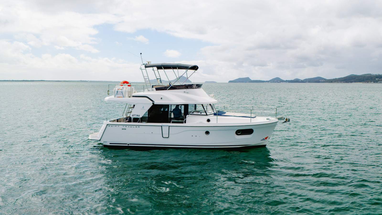 Beneteau Swift Trawler 35