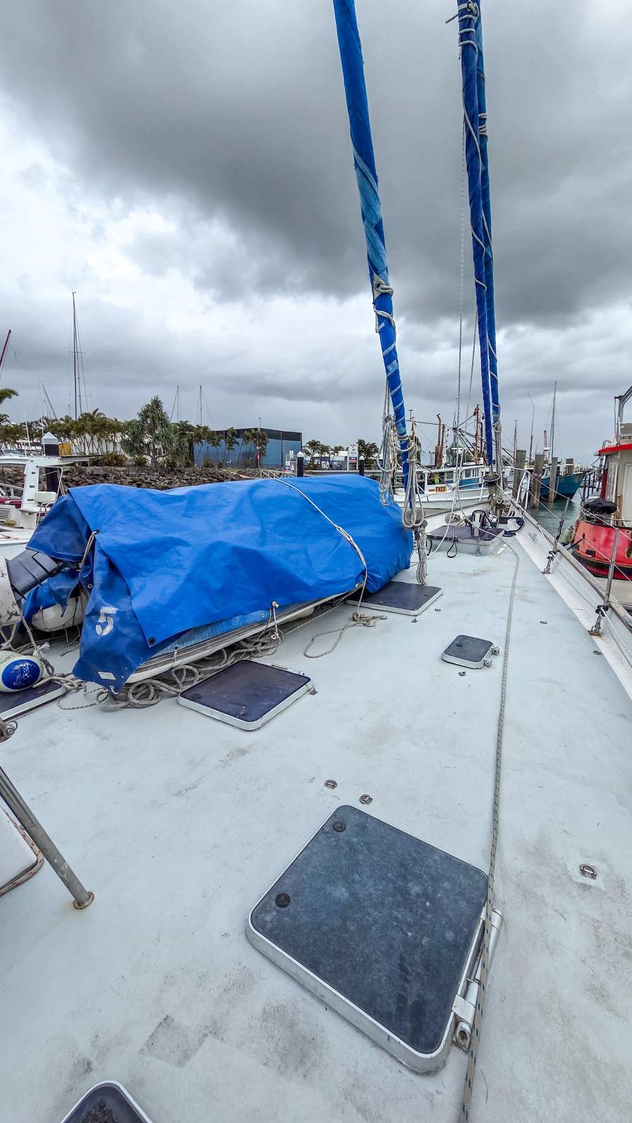 Jean Vignes 55 Steel Cutter 5 cabin layout