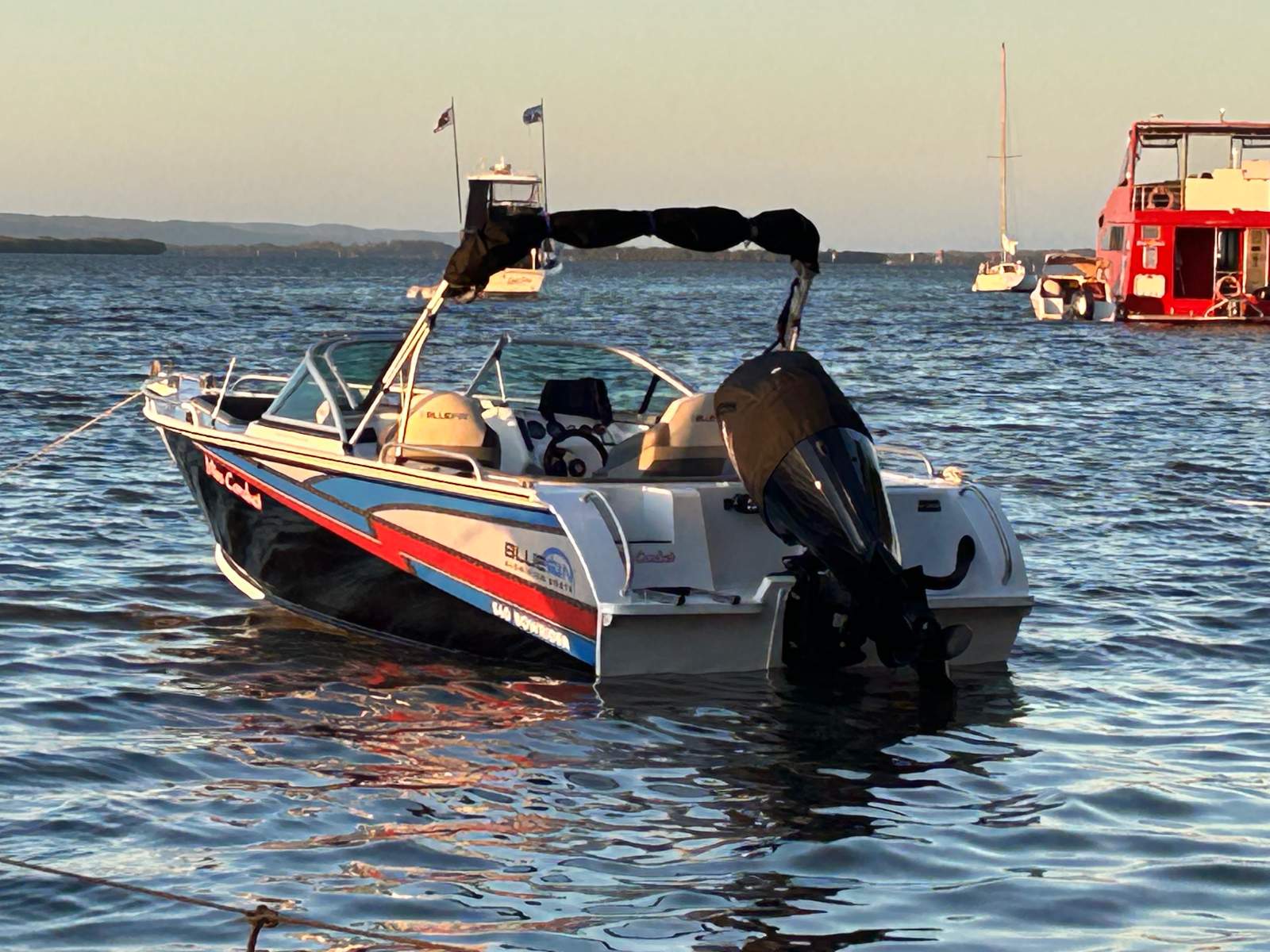 Bluefin 5.40 Bowrider Fishing Cruising Skiing Leisure LIKE NEW