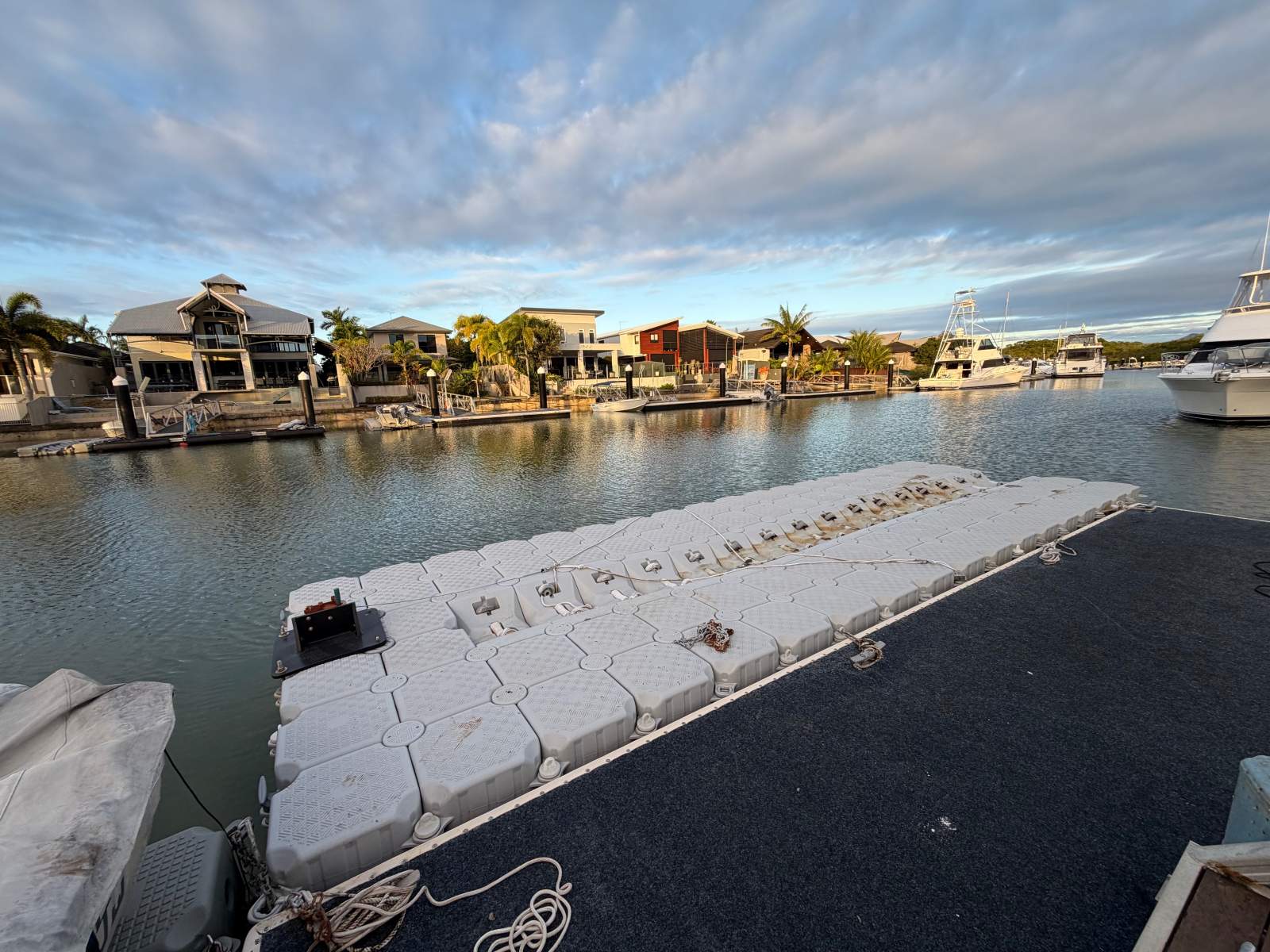 8m OTOP floating dock suitable for boats up to 7.6m