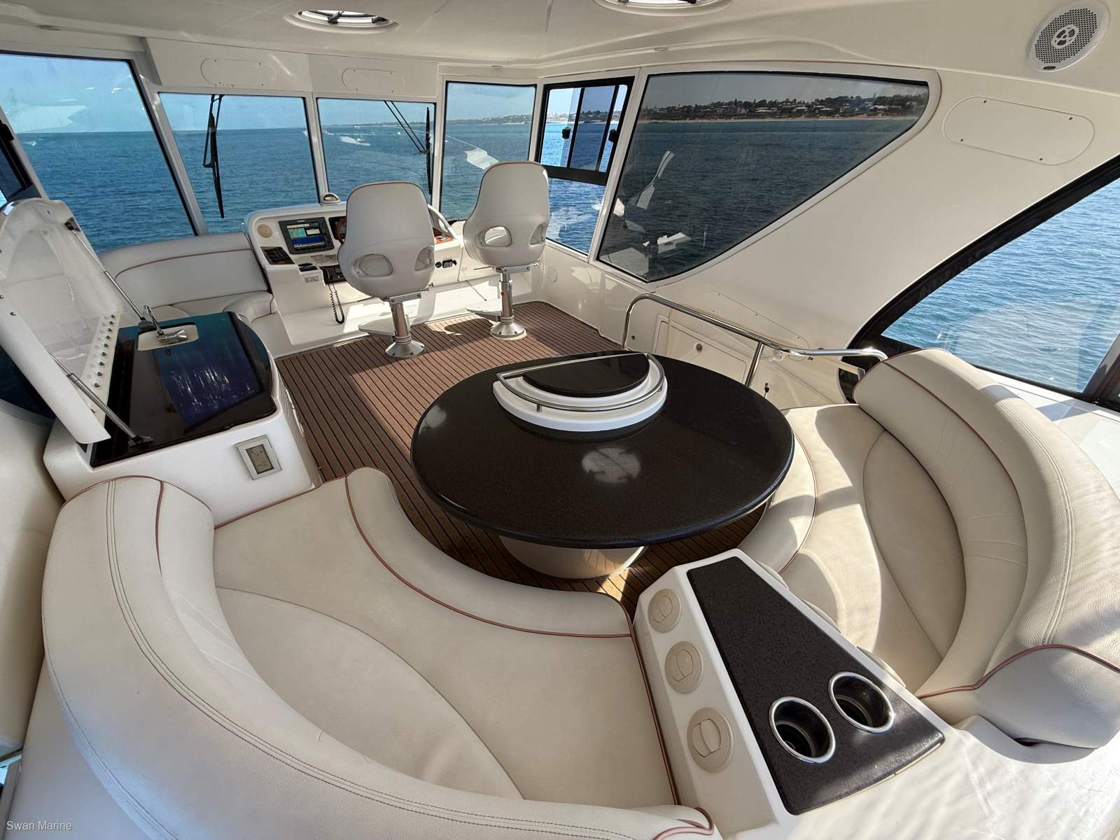 Ovation 52