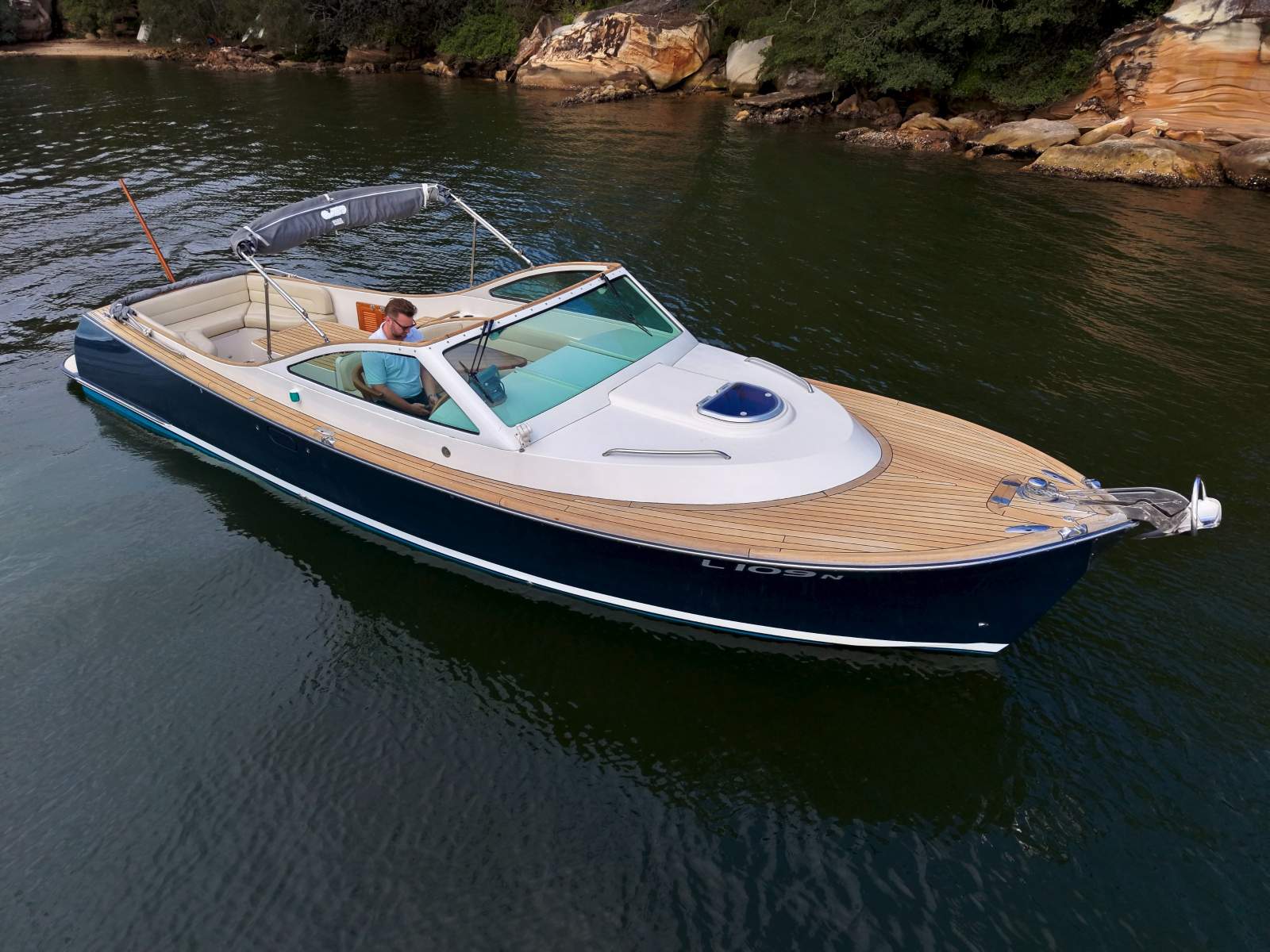 Nordic Star 33 Runabout