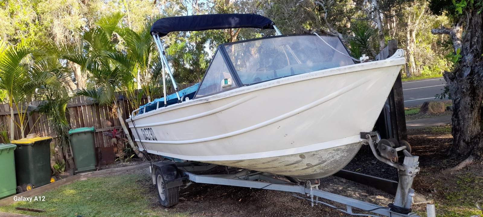 Titan 6m high side with hand rail windsceen