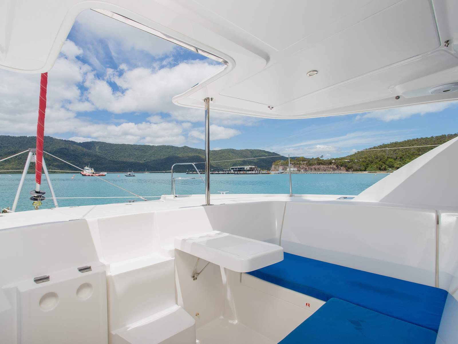 Robertson and Caine Leopard 44 Charter vessel:forward cockpit lounge