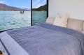 ONE LIFE Houseboat Holiday Home on Lake Eildon:One Life on Lake Eildon