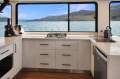 ONE LIFE Houseboat Holiday Home on Lake Eildon:One Life on Lake Eildon