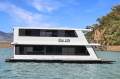 ONE LIFE Houseboat Holiday Home on Lake Eildon:One Life on Lake Eildon