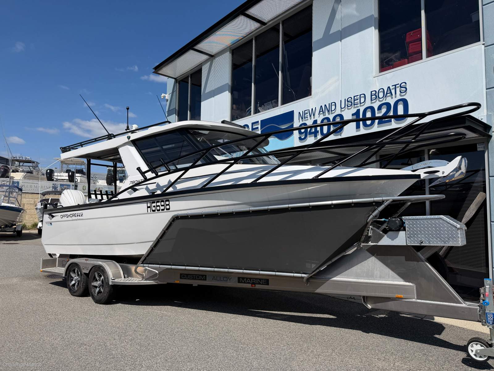 Offshore Boats NZ 780 HTX Twin Yamaha's - Full Helm Master