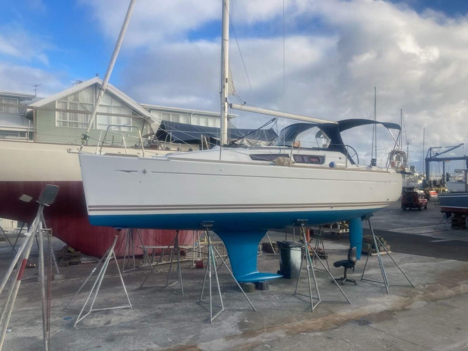 Jeanneau Sun Odyssey 30i (25% share)