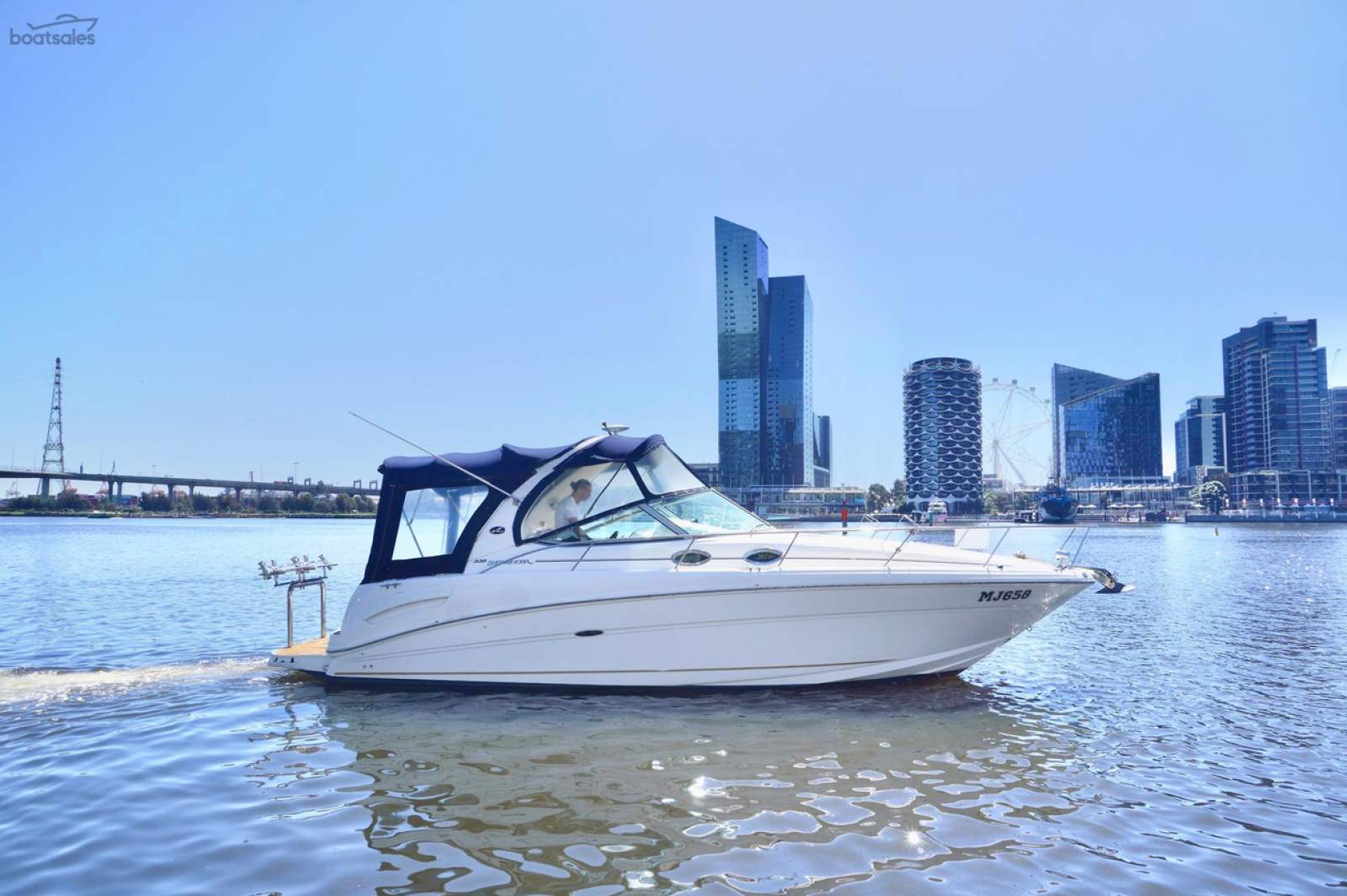 Sea Ray 335 Sundancer