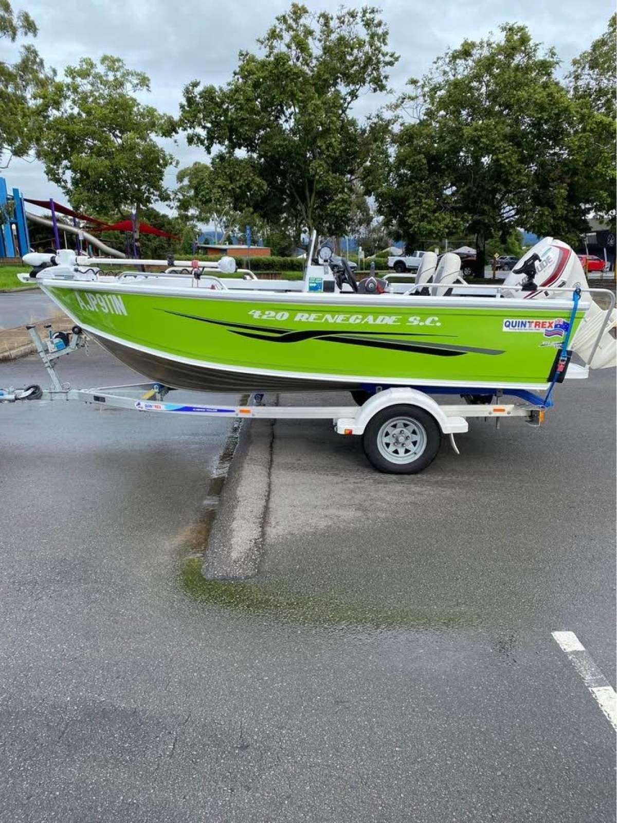 Quintrex 420 Renegade SC