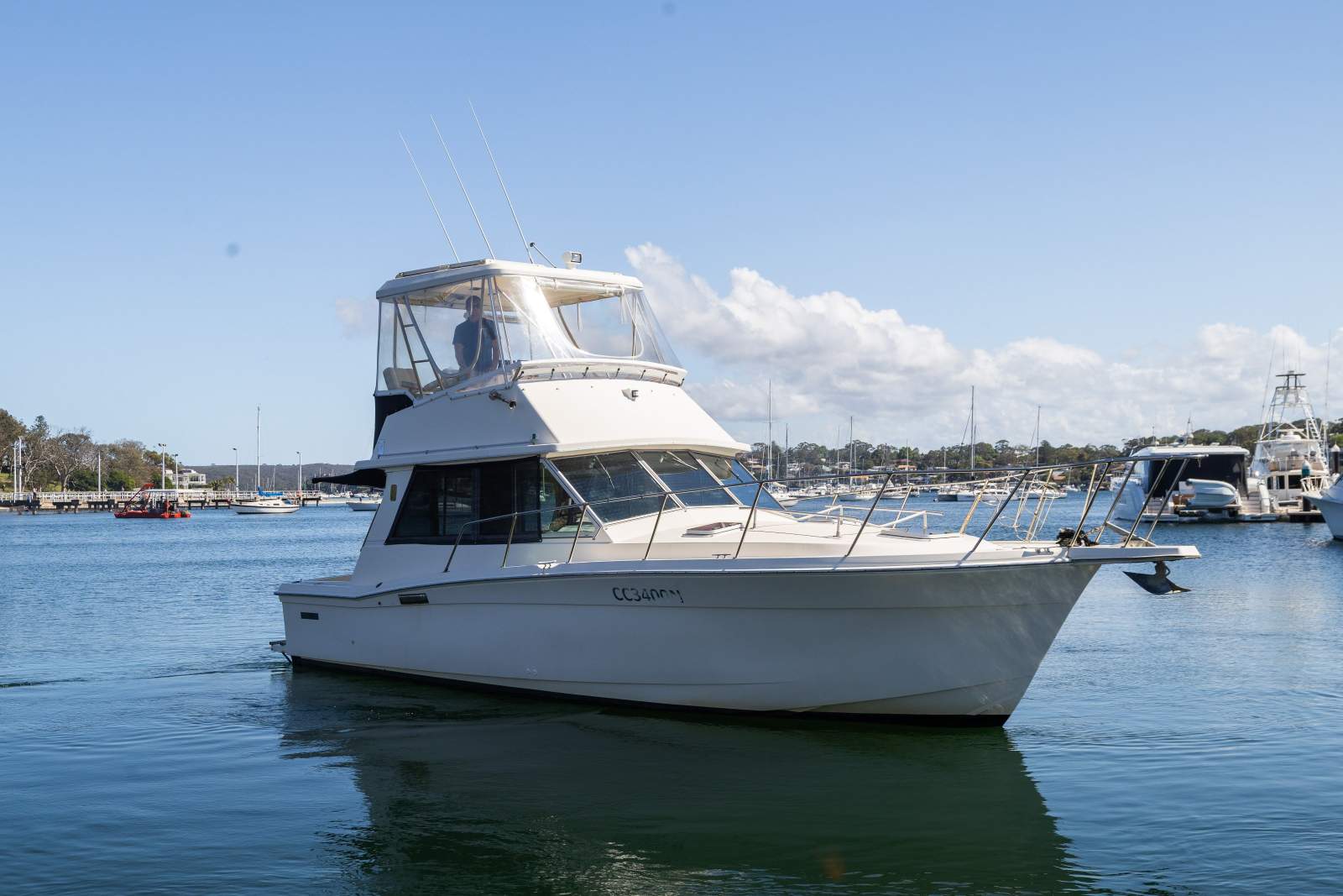 Mariner 3400 Flybridge