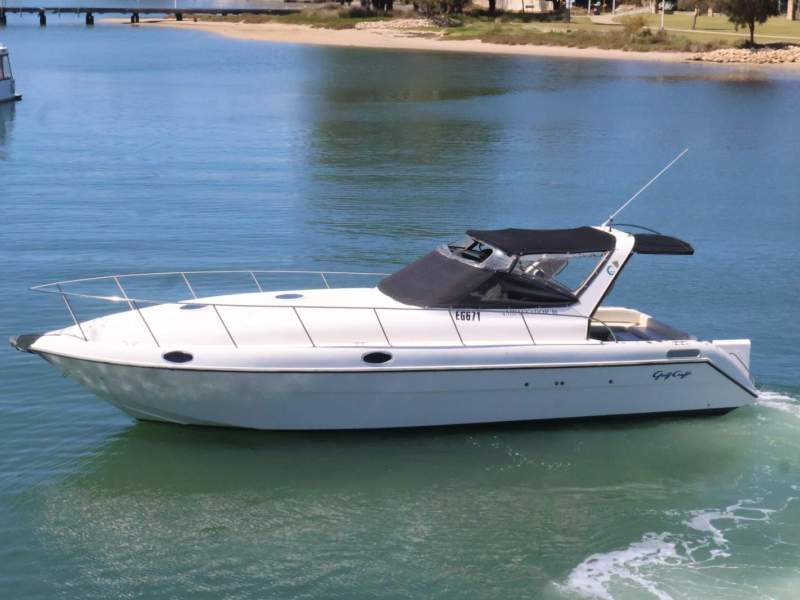 Gulf Craft Ambassador 36 - Twin V8 Power!