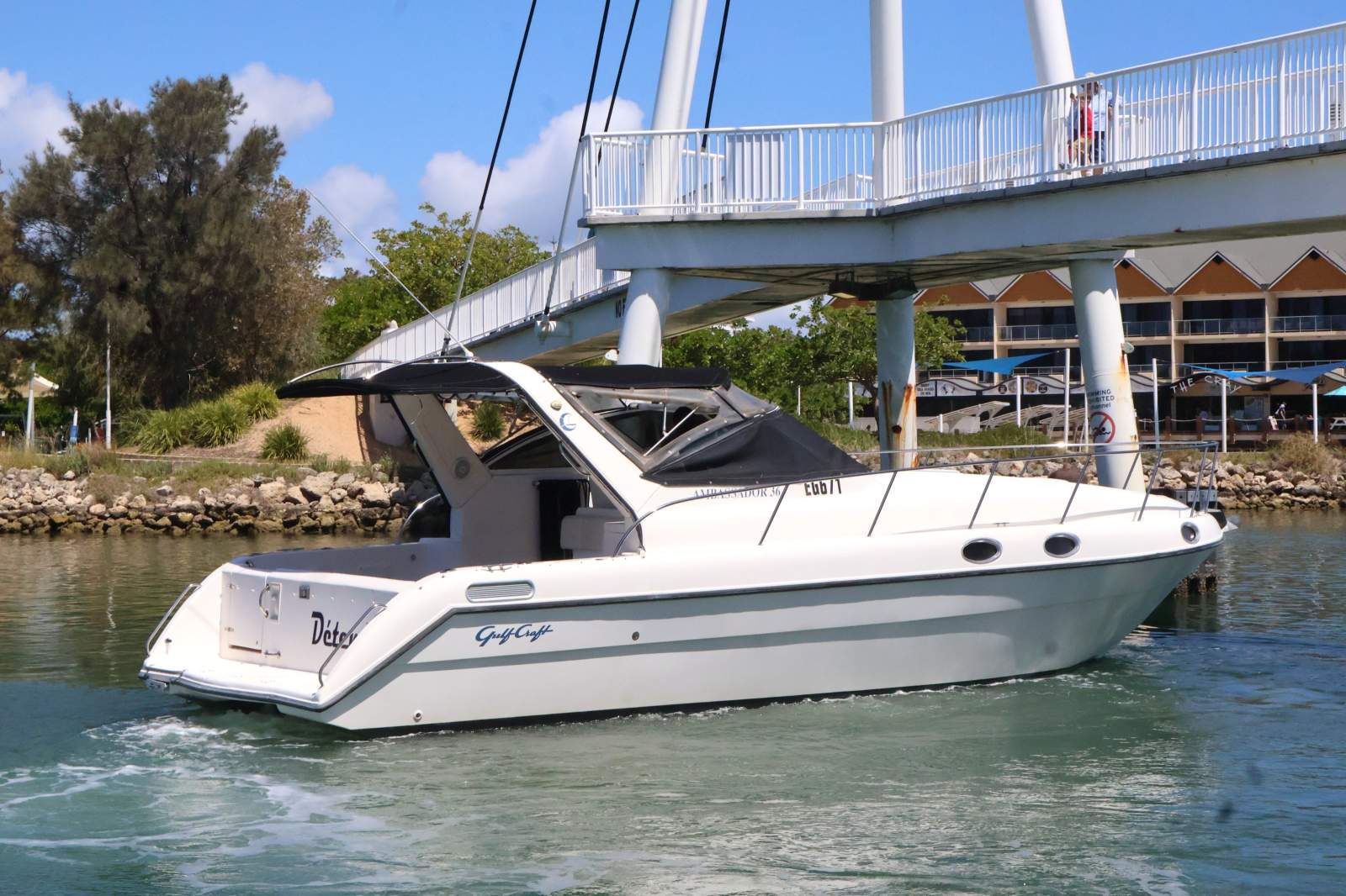 Gulf Craft Ambassador 36 - Twin V8 Power!