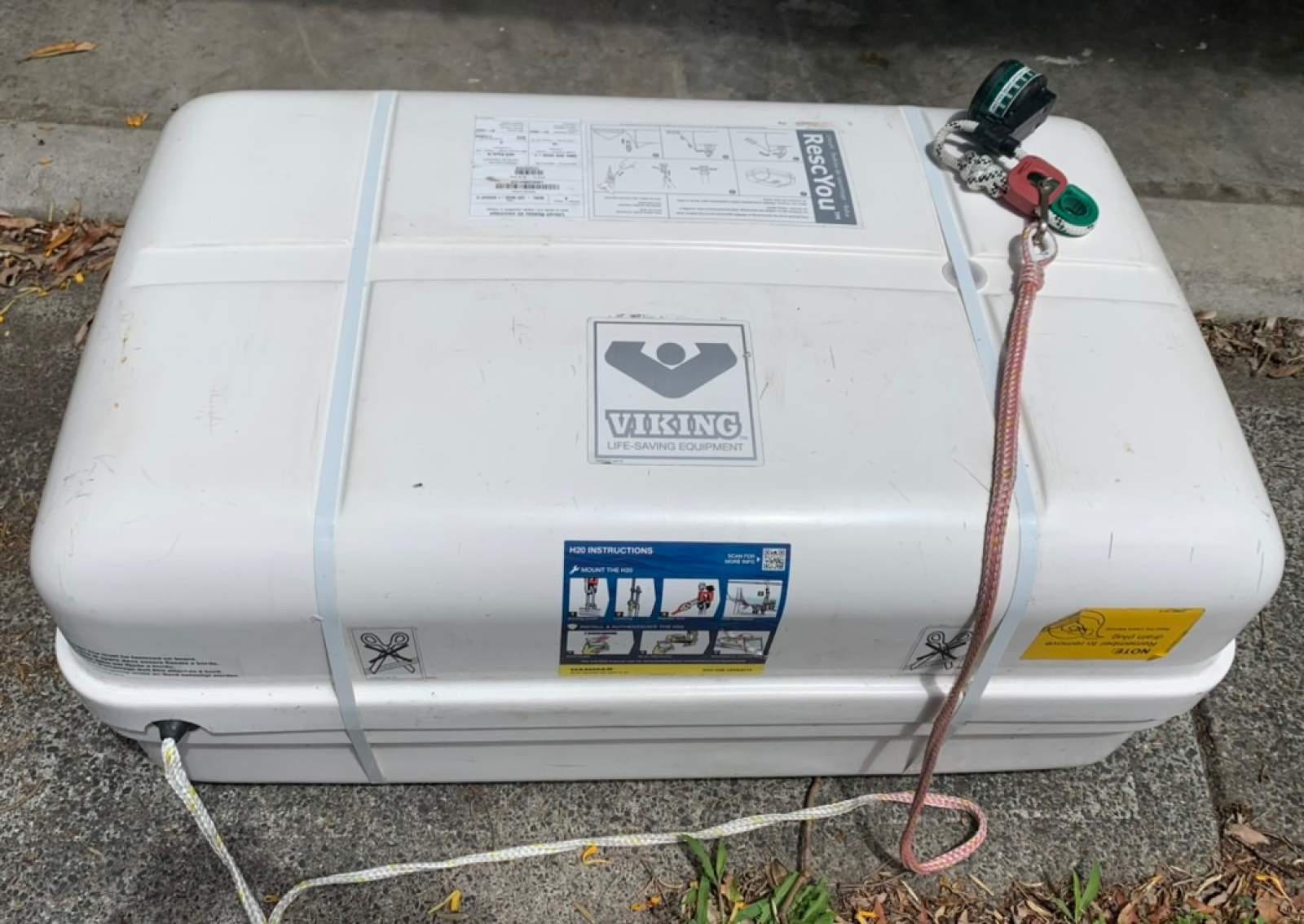 Viking 8 person liferaft with hard case certified to July 2027