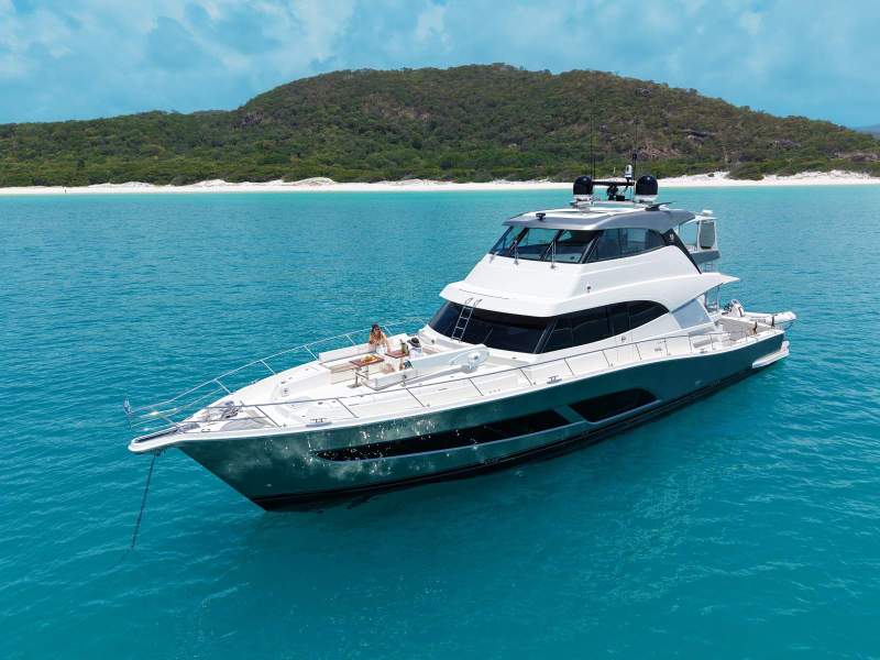 Riviera 72 Sports Motor Yacht