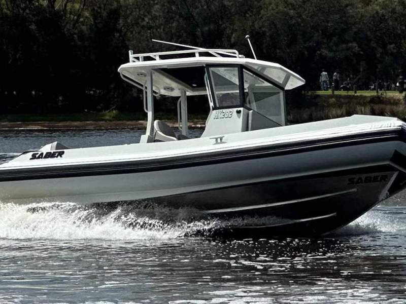 Saber 725 Centre Console