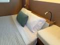 Jeanneau NC 33 Twin Diesel, just 105 hours
