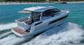 Jeanneau NC 33 Twin Diesel, just 105 hours