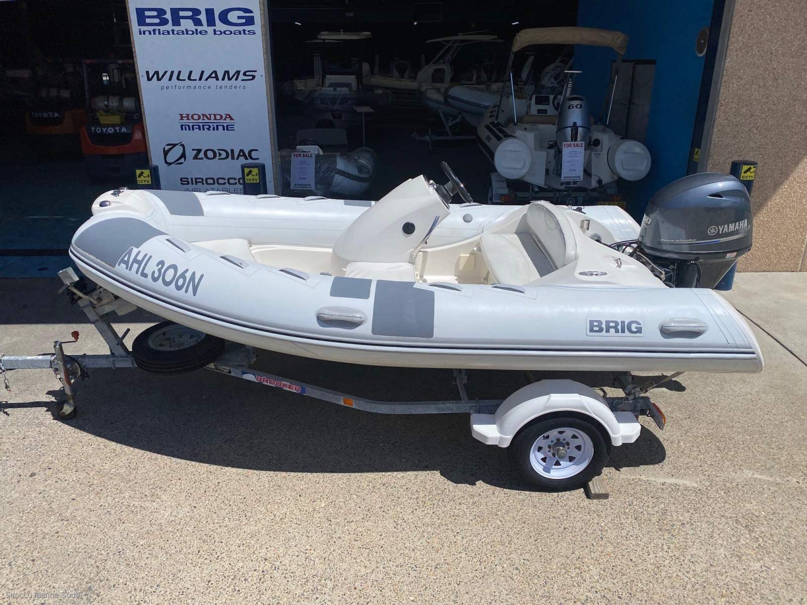 Brig Eagle 380