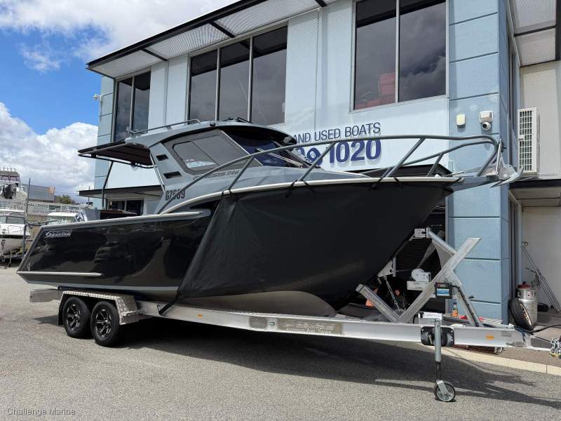 Genesis 720XL Cuddy Cabin 7.8m LOA - New Shape Genesis