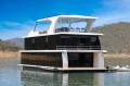 CALIBRE Houseboat Holiday Home on Lake Eildon:CALIBRE on Lake Eildon