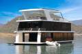 CALIBRE Houseboat Holiday Home on Lake Eildon:CALIBRE on Lake Eildon