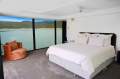 CALIBRE Houseboat Holiday Home on Lake Eildon:CALIBRE on Lake Eildon