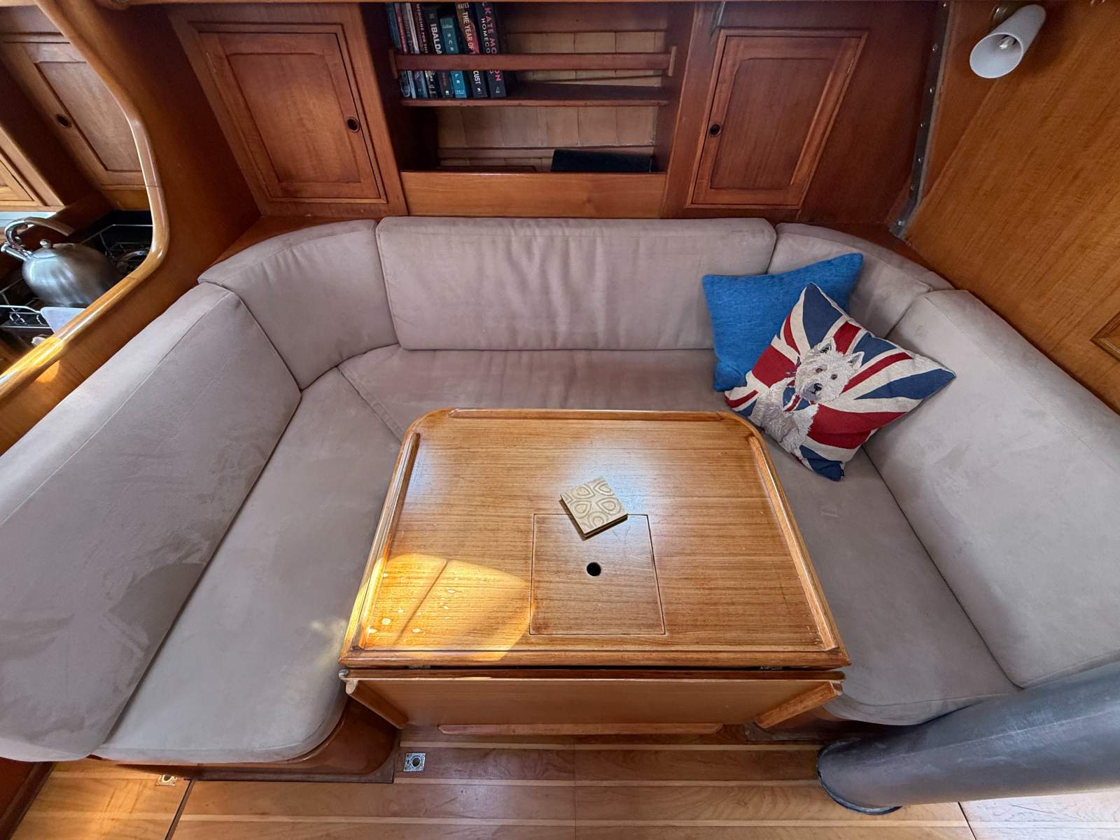 Bruce Clark 42 Allégresse – A Beautiful example of these yachts