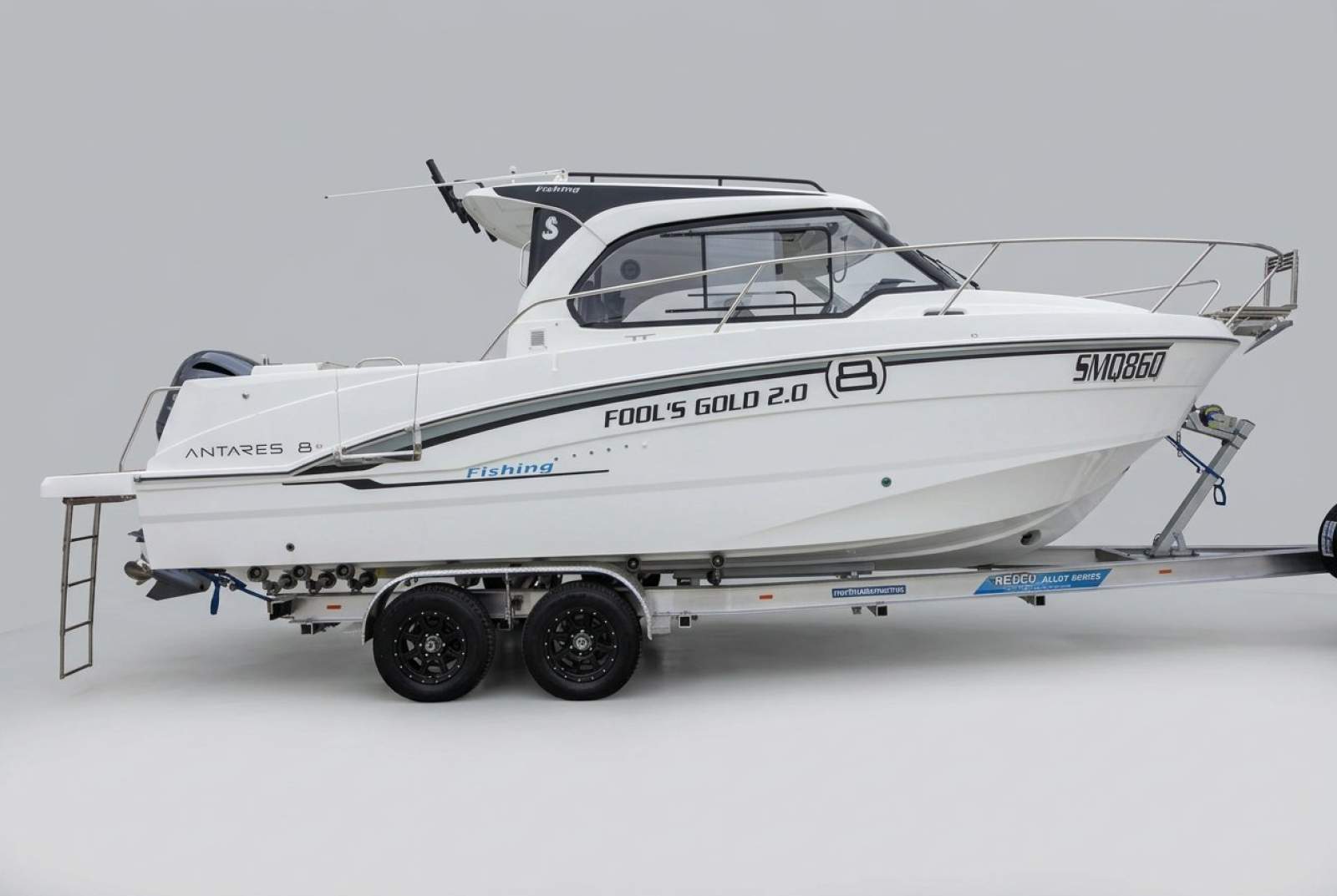 Beneteau Antares 8 V2 Fishing