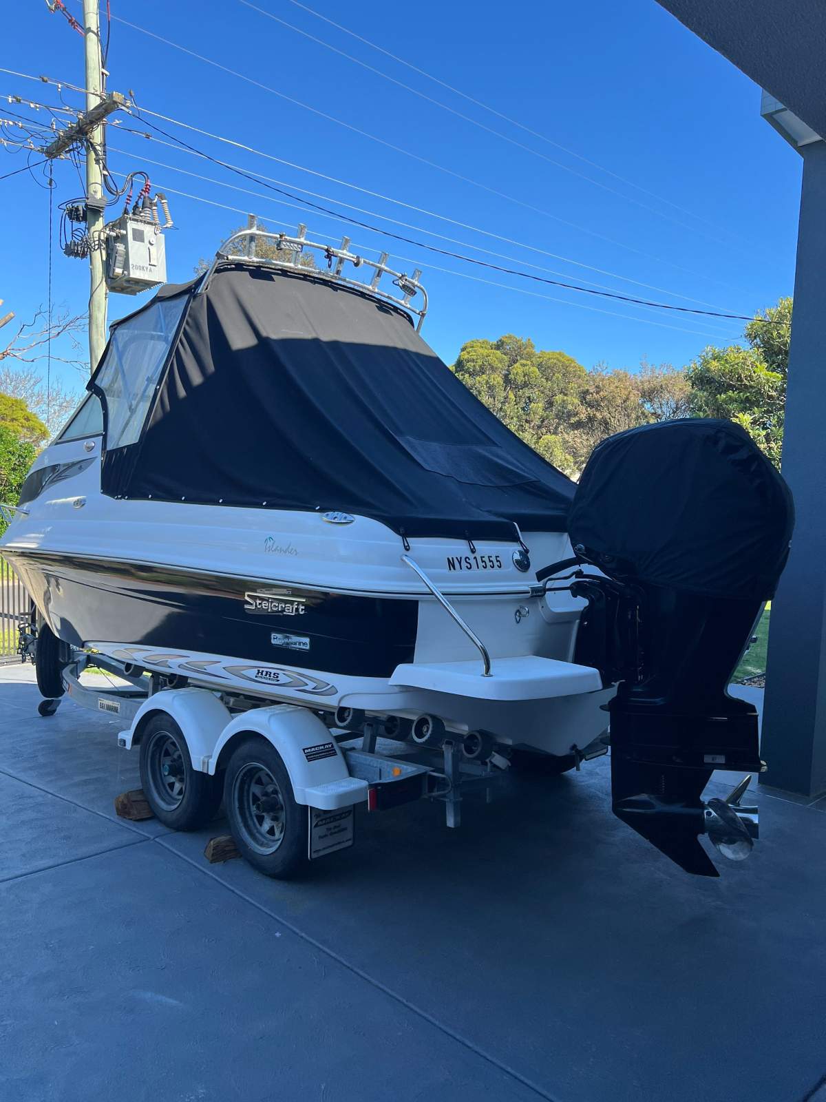 Stejcraft 580 Islander Enclosed Deluxe 2014