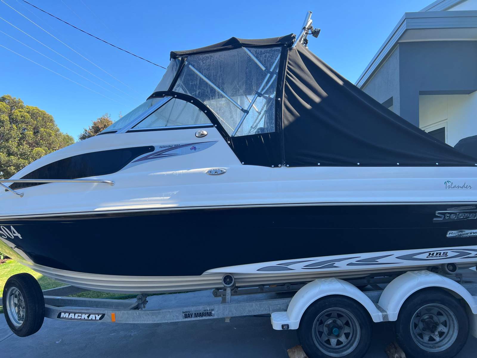 Stejcraft 580 Islander Enclosed Deluxe 2014