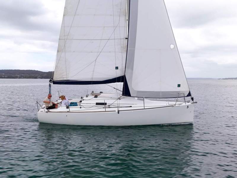 Beneteau First 27.7