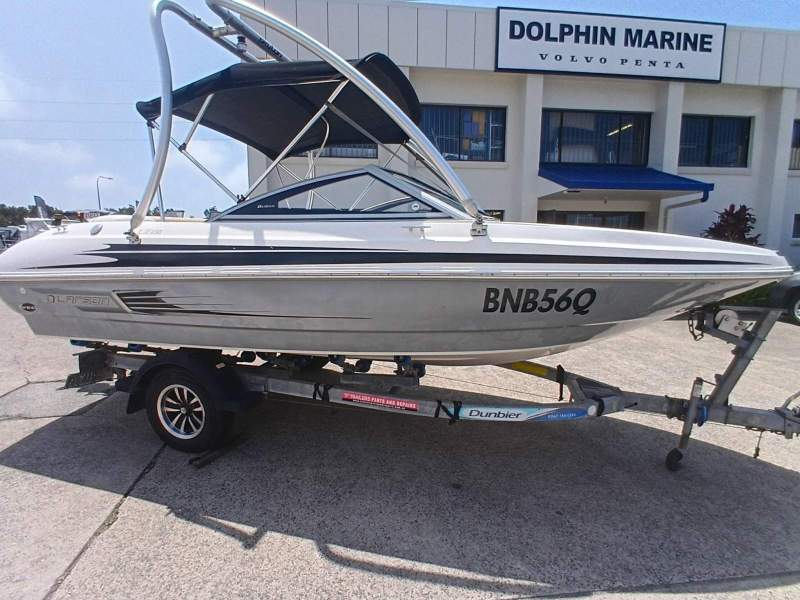 Larson LX 850 Bowrider