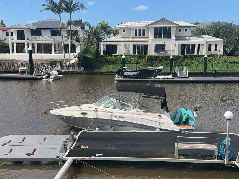 Sea Ray 245 Sundancer