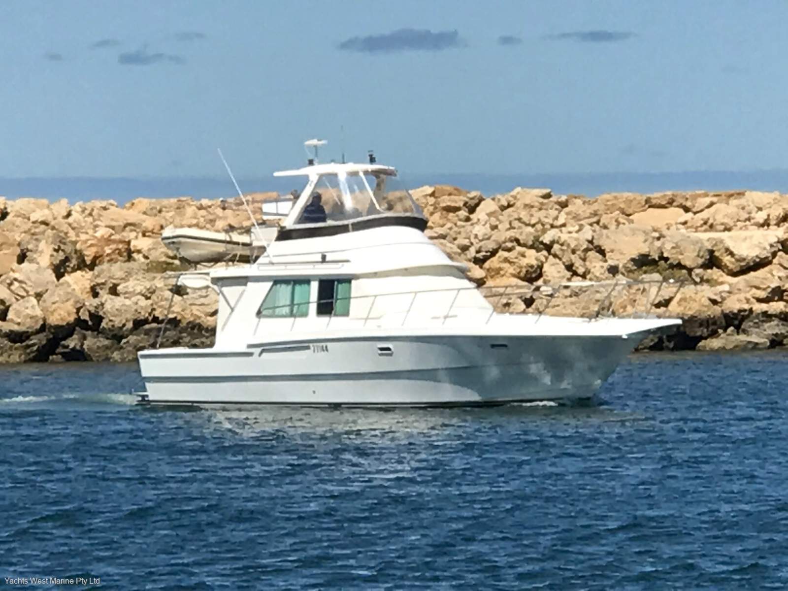 Randell 41 Mk II Flybridge Sports Fisher " DUAL HELM, DUAL SHAFT DIESELS ":RANDELL 42 mk2 by YACHTSWEST ph 9335 7788