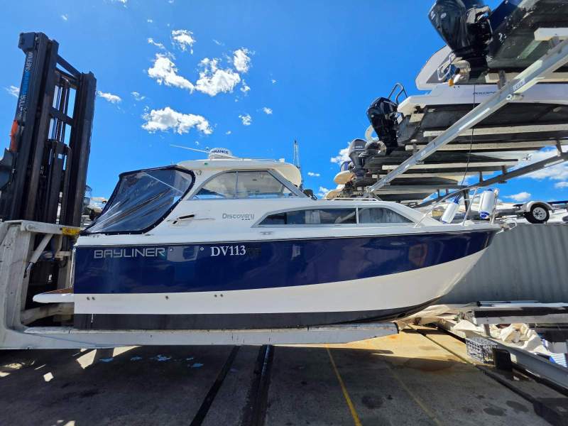 Bayliner 246 Discovery