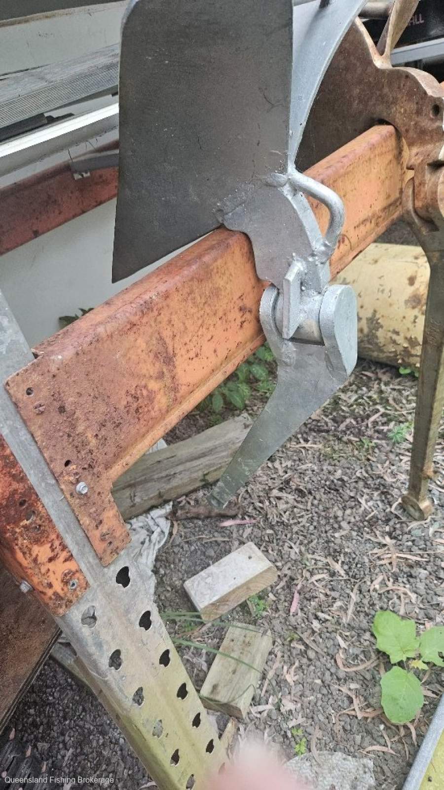 KC051 35LB gal plough