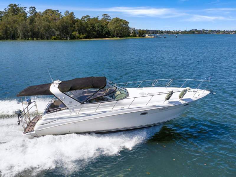 Riviera M370 Sports Cruiser