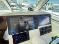 Boston Whaler 315 Conquest Pilothouse:All the gear