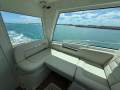 Boston Whaler 315 Conquest Pilothouse:Lounge with the view